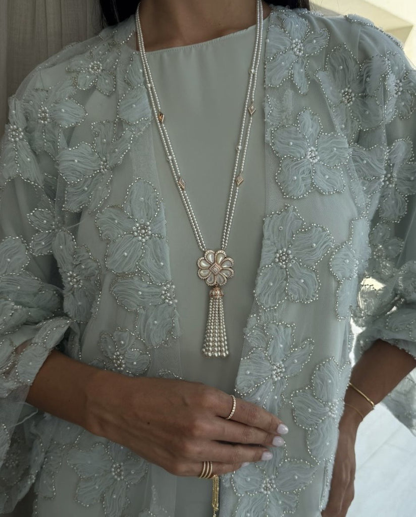 Mother of Pearl Flower Tassel Necklace