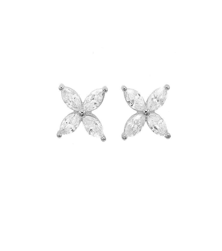 Daisy Stud Earrings E1885