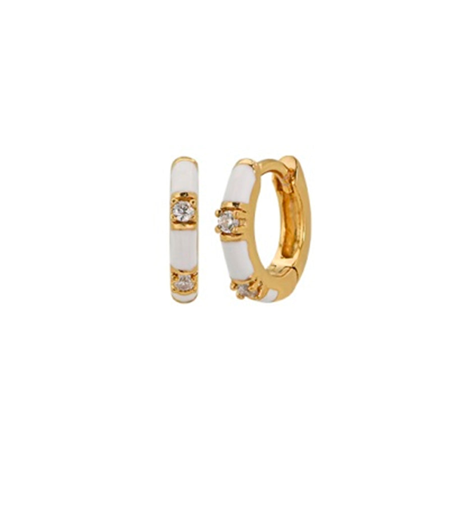 Bright White Pave Enamel CZ Bar Huggie Hoops أقراط هاجي دائريّة مزيّنة بمعدن المينا لون أبيض